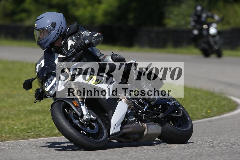 /Archiv-2024/29 12.06.2024 MOTO.CH Track Day ADR/Gruppe gelb/91